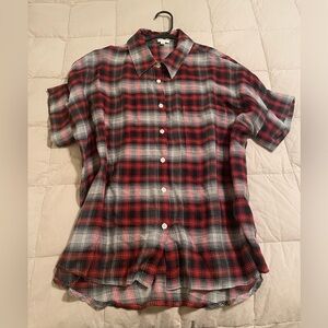 Plaid button down short sleeve shirt